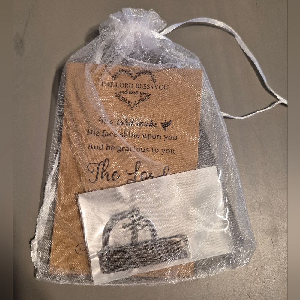 Scripture Silver Keychain And Pray Card Bag